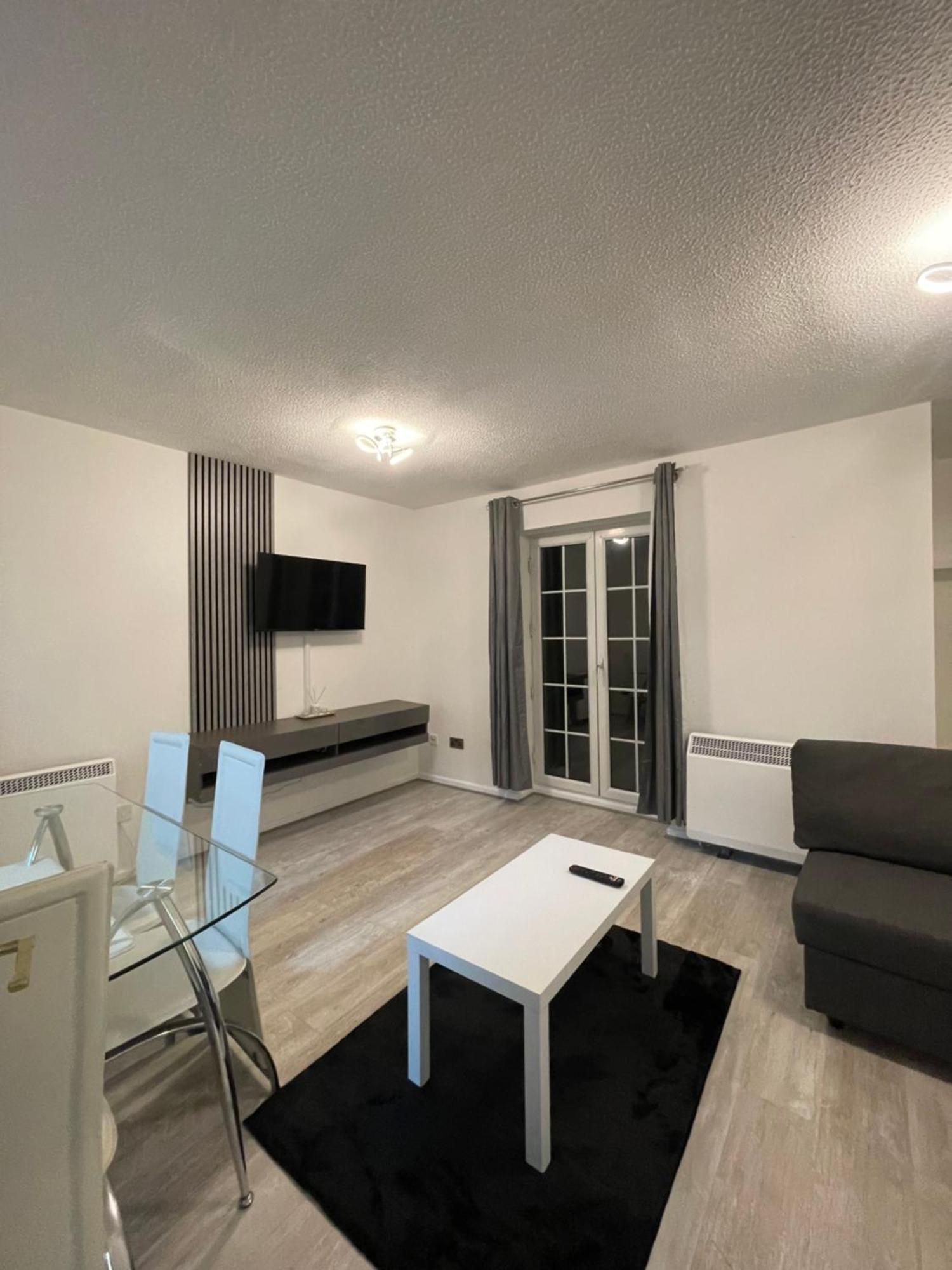 Cardiff Bay Apartment With Parking 外观 照片
